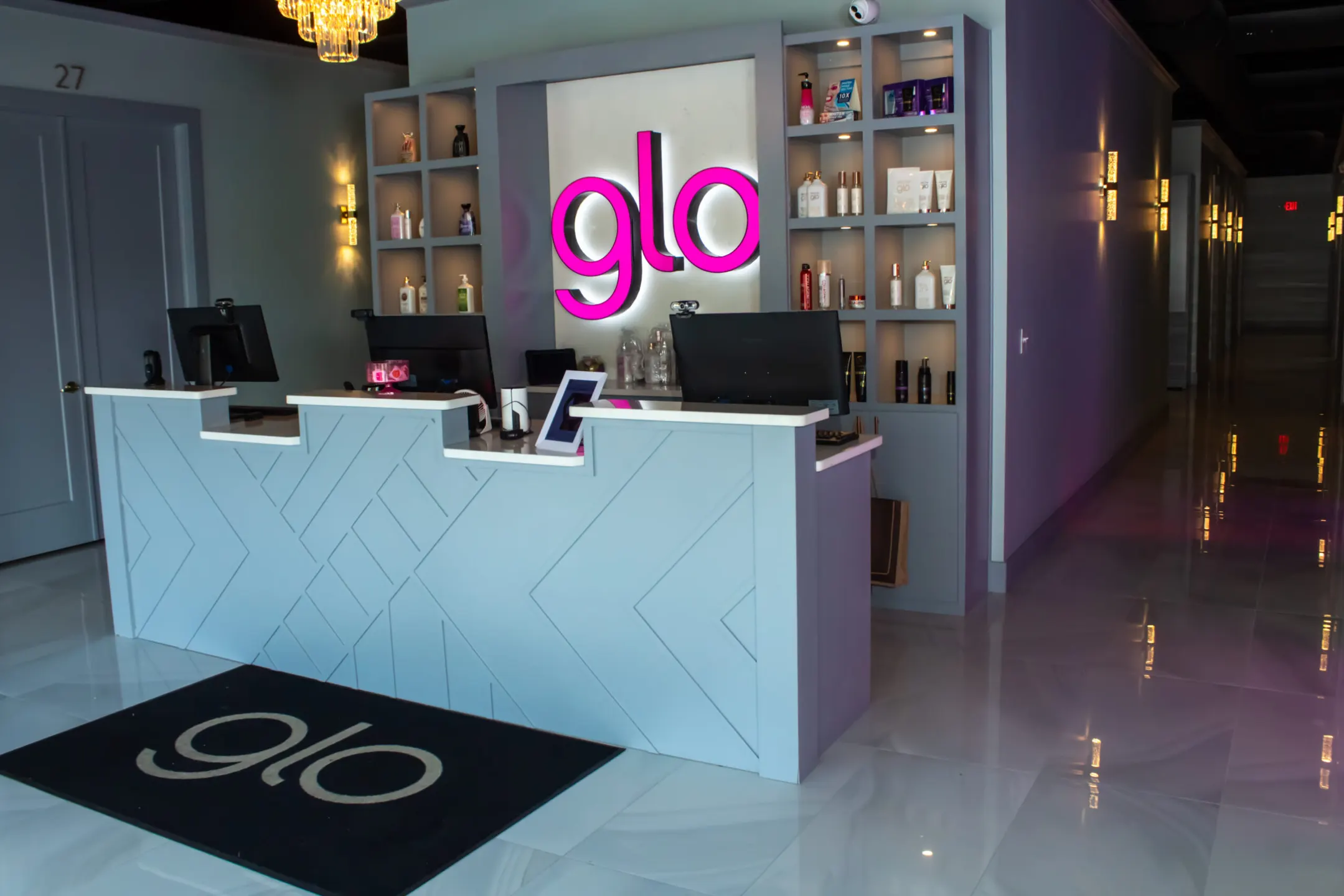 Glo Tanning (Norman West) business background image